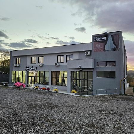 Perdemi Motel Galac Kültér fotó