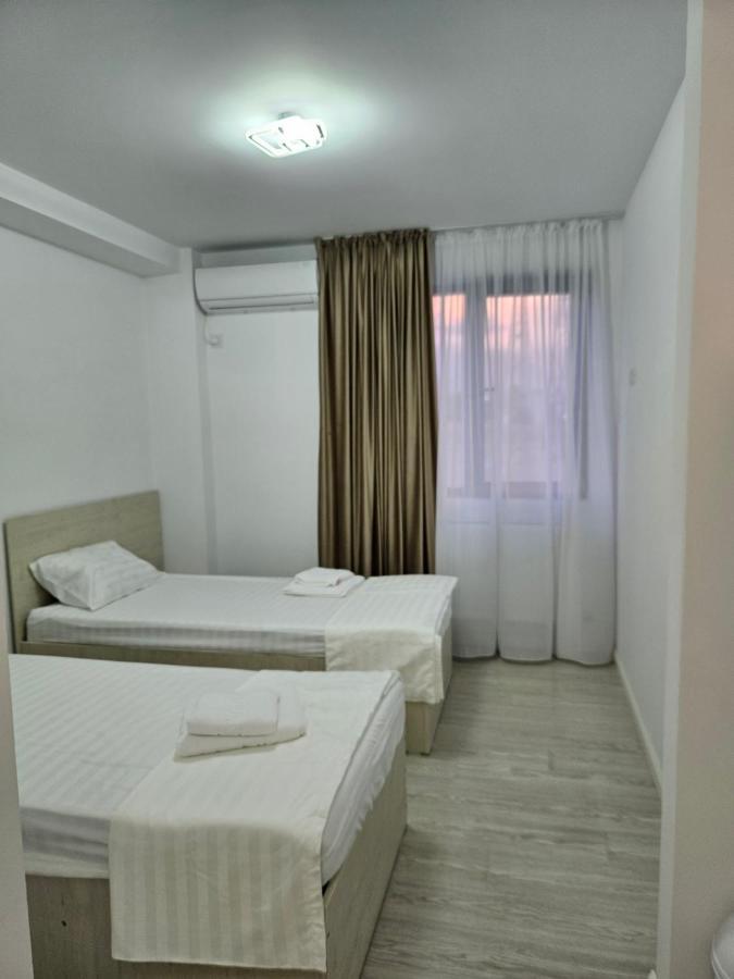 Perdemi Motel Galac Kültér fotó