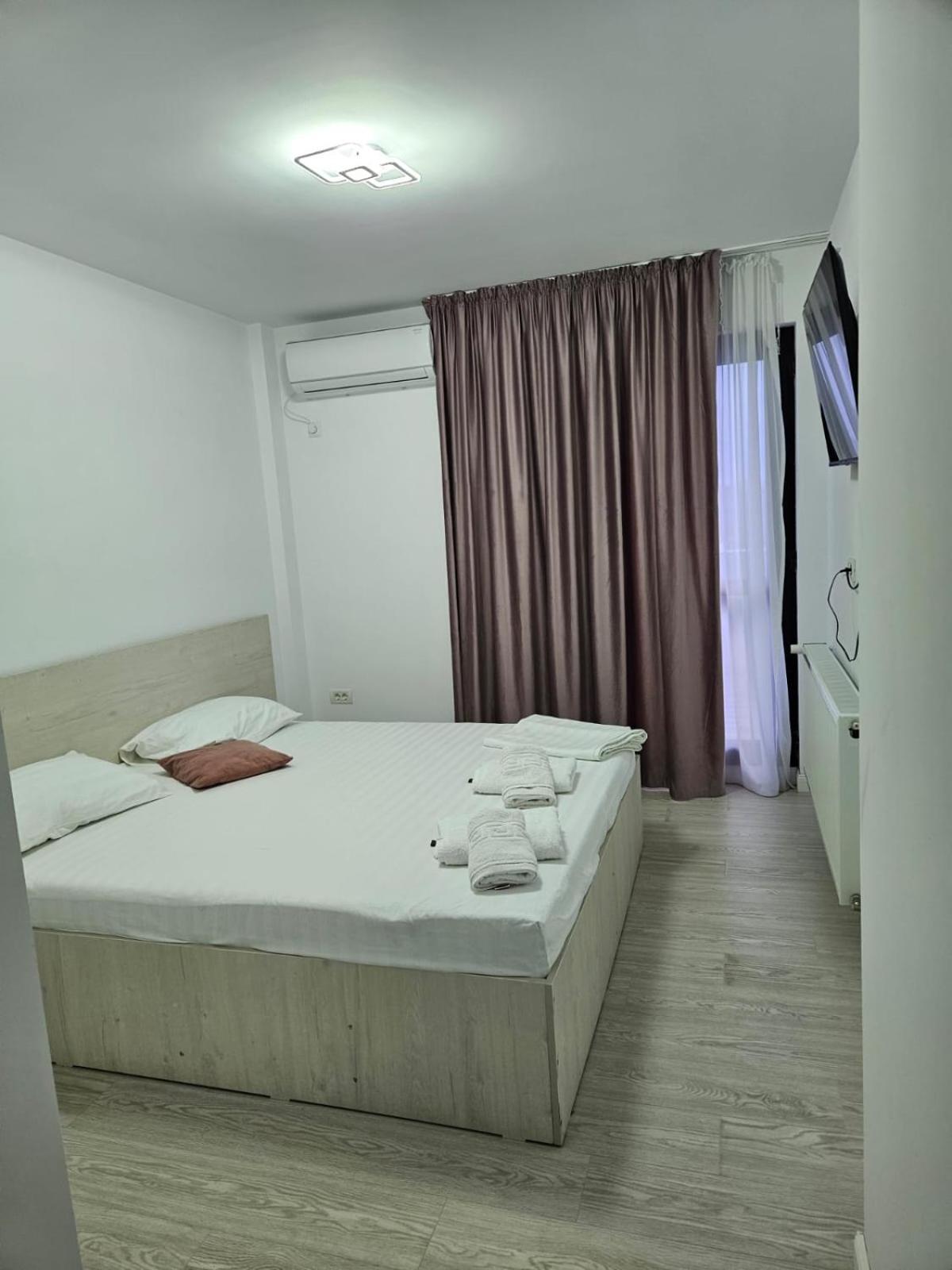 Perdemi Motel Galac Kültér fotó