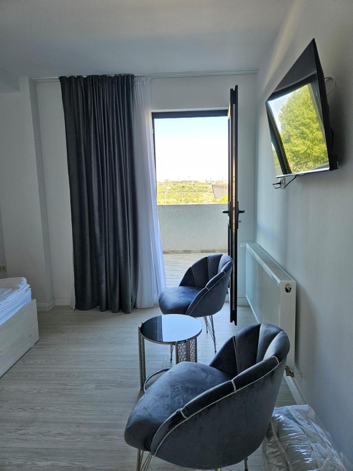 Perdemi Motel Galac Kültér fotó